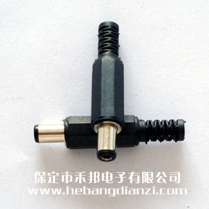 DC单孔(kǒng)电源插头 内(nèi)径2.1